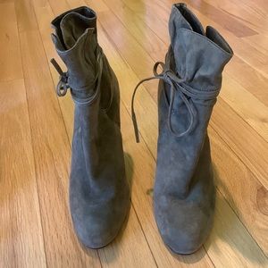 HP 🎉 Calvin Klein Suede Booties NWOB